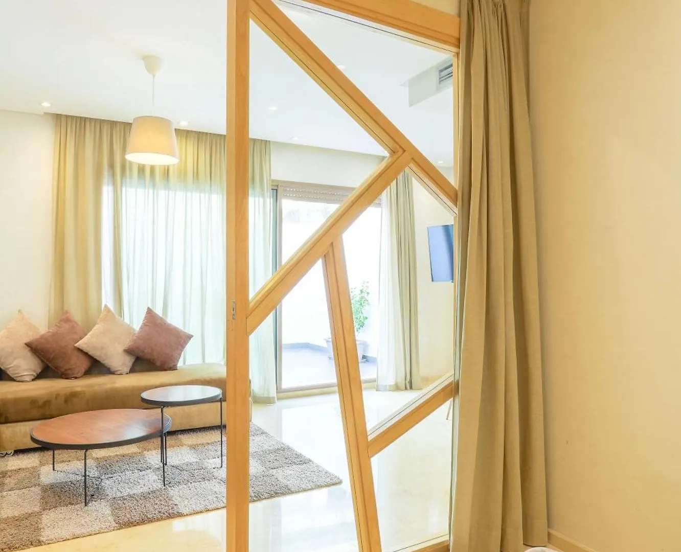 Residence De Nice カサブランカ